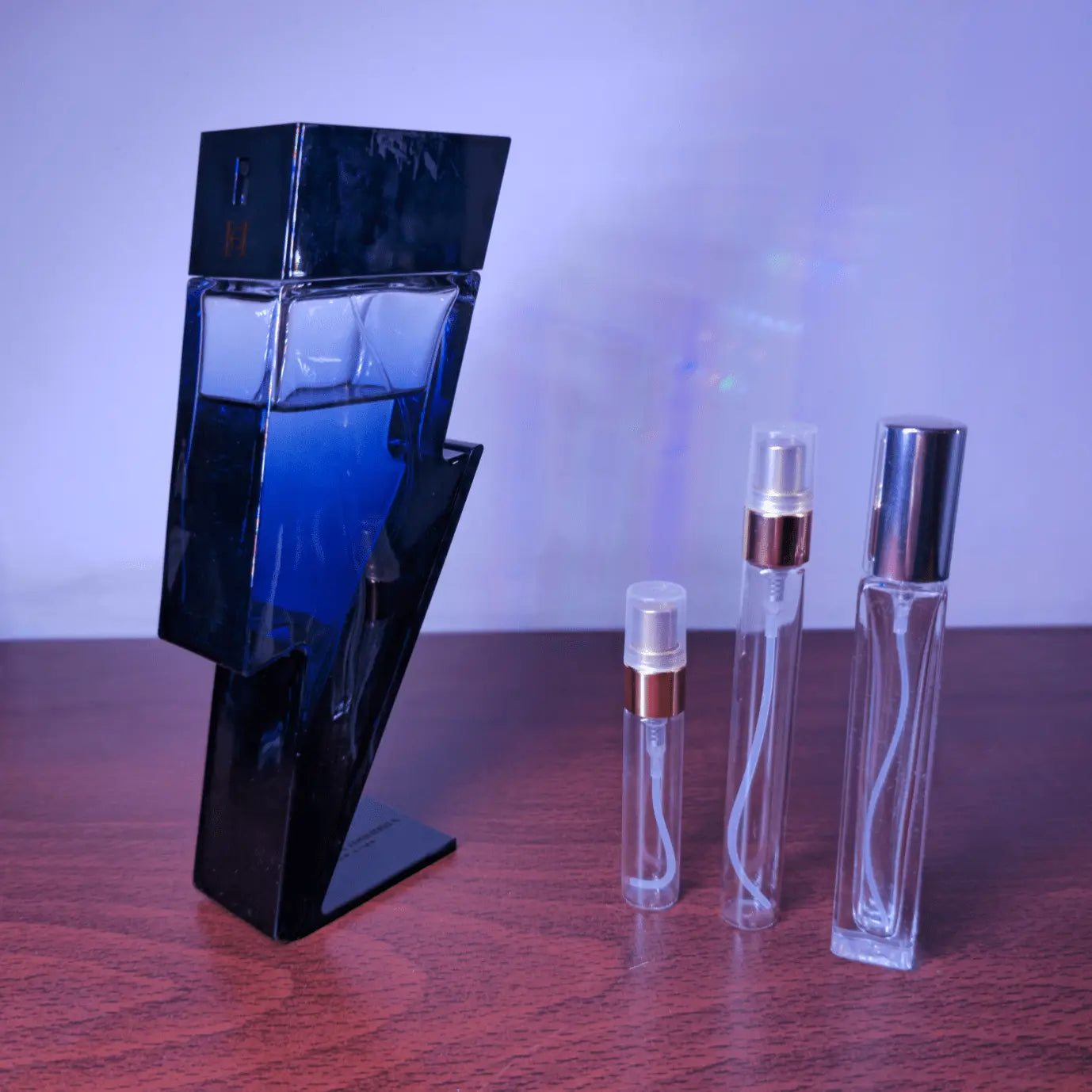 Bad Boy Cobalt Electric Carolina Herrera - تقسيم أصلي 5 مل و 10 مل | عطر رجالي